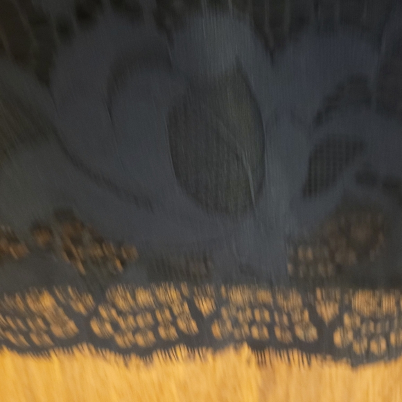 Ladies black lace dress - Picture 6 of 7